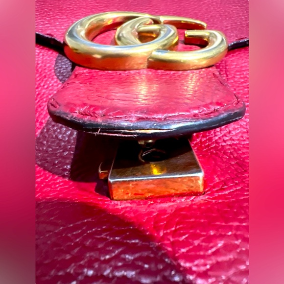 Gucci Calfskin Small GG Marmont Top Handle Bag in Vulcanic Red - Picture 12 of 16